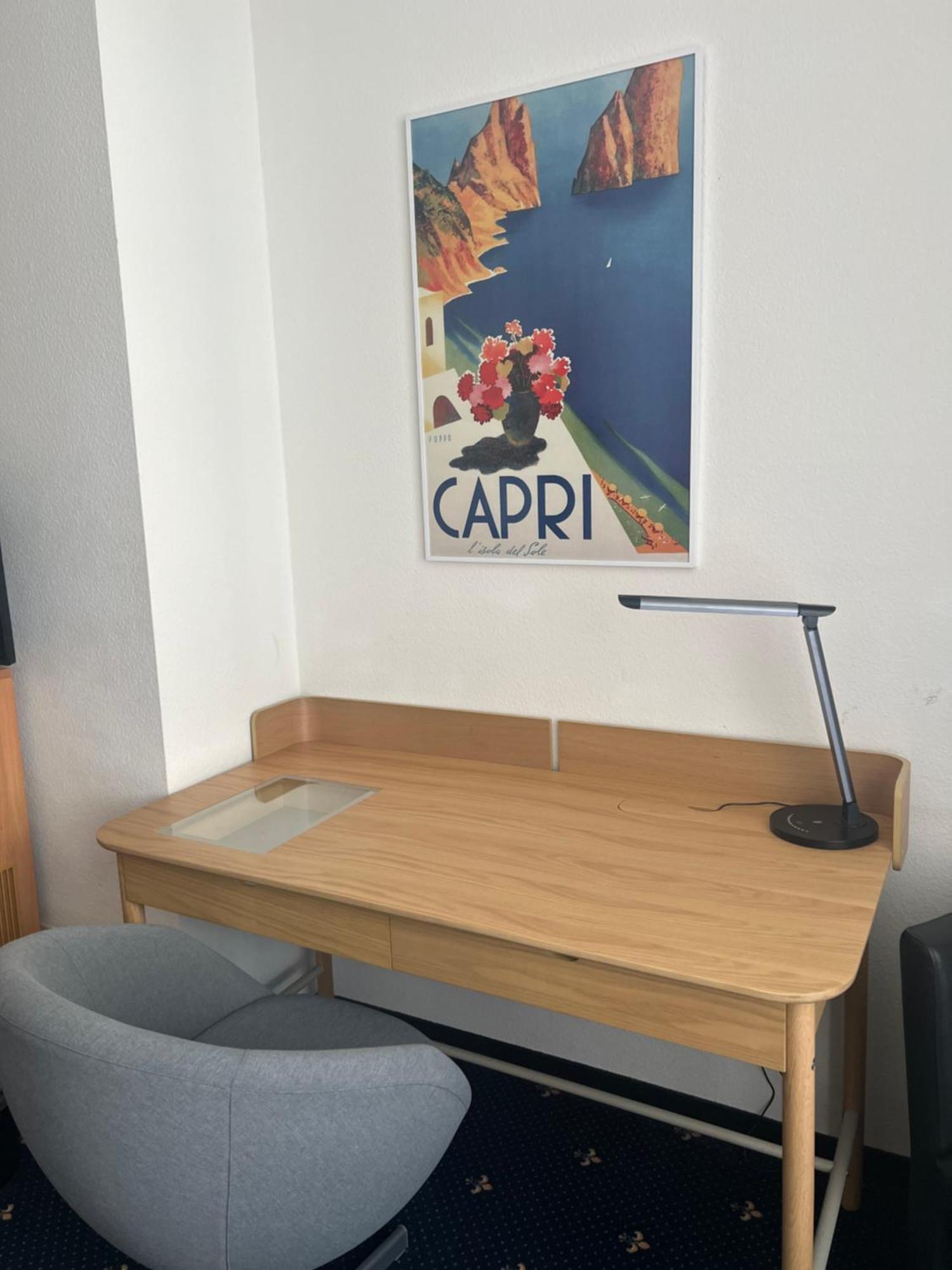 Hotel Capri 于伯林根 外观 照片